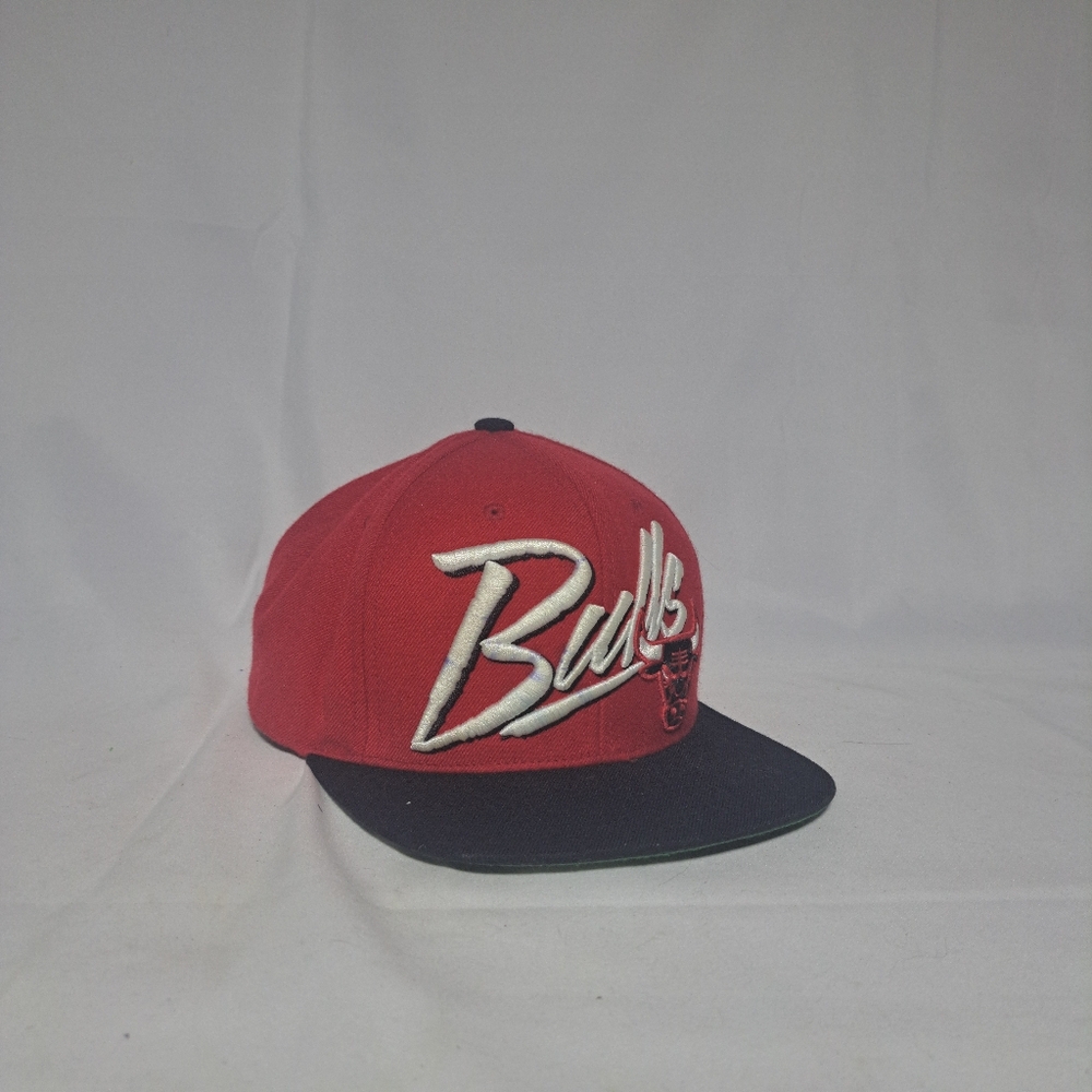 Vintage Mitchell‎ & Ness Chicago Bulls Adjustable Cap Hat